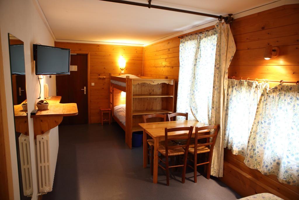 La Ferme Du Bois Barbu Hotell Villard-de-Lans Exteriör bild