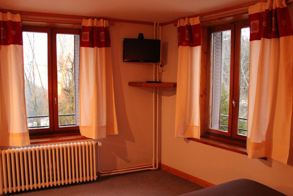 La Ferme Du Bois Barbu Hotell Villard-de-Lans Rum bild